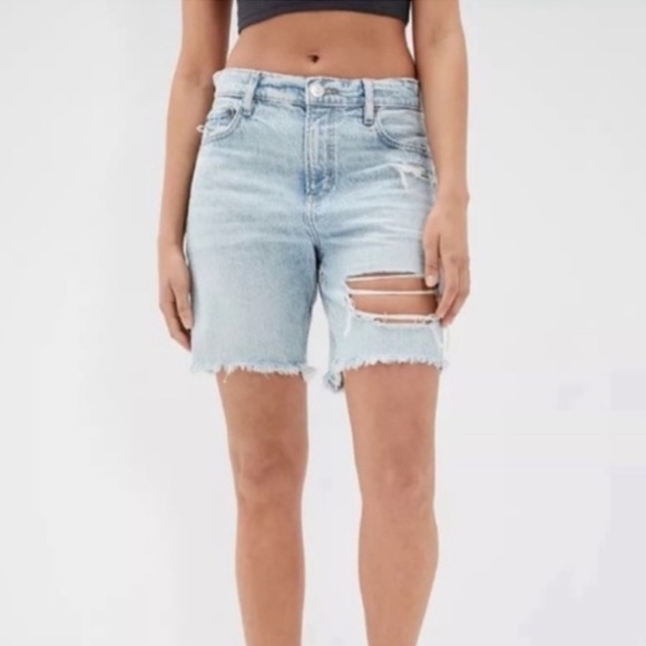 American Eagle Outfitters Pants - Women's American Eagle distressed denim Skater jean shorts
